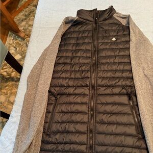 Men's Black Quilted Puffer Jacket with Gray Knit Sleeves